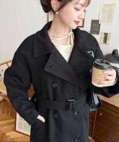 ロングコート 黒 ベルト付きのサムネイル
