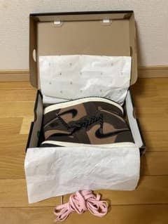 エアジョーダン1mid ダークチョコレート　26.5cmのサムネイル