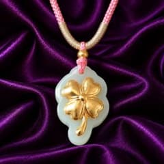 【特級呪物】翠玉金四葉・招財天運守 翡翠に咲く黄金の四葉 宝くじ 曰く付きのサムネイル
