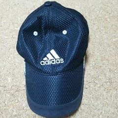 adidas子供帽子のサムネイル