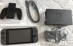 Nintendo Switch1 画面フィルム/microSDカード32GB付 - メルカリ