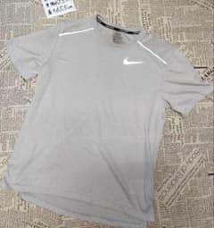 NIKE RUNNING Dri-FIT 半袖Tシャツ グレーのサムネイル