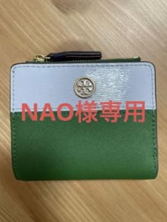 NAO様専用　トリーバーチ　二つ折り財布のサムネイル