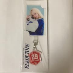 TWICE アクリルチャーム付きフォンタブ 【CHAEYOUNG]のサムネイル