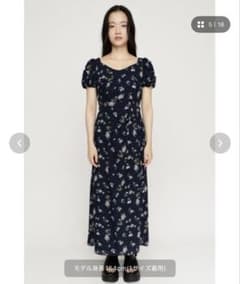 花柄 パフスリーブ ロングワンピース ネイビーのサムネイル