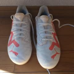Puma サッカーシューズ・スパイク ホワイト/オレンジ サイズ20.5センチのサムネイル