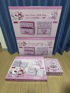 メゾピアノ×ハローキティ 収納ケース＆ポーチセット＆アクセサリースタンド