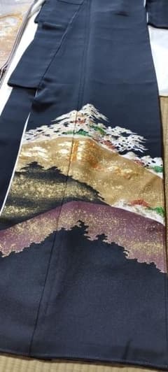 「千總」ちそうのかな落款入り黒留袖 　金銀糸袋帯　約425センチのサムネイル