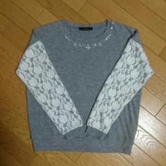 PAGEBOY ビジュー付き袖切り替えトップスのサムネイル