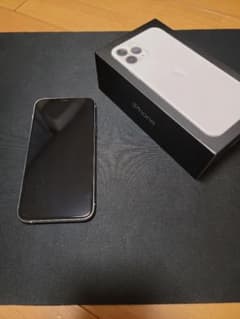 iPhone 11 Pro シルバー 64 GB SIMフリーのサムネイル