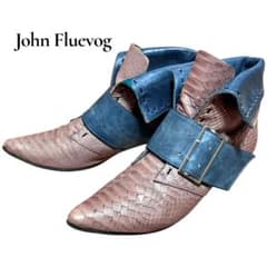 希少✨John Fluevog パイソン型押　アンクルブーツ　8.5 ギャルソン 希少✨John Fluevog パイソン型押 アンクルブーツ 8.5 ギャルソン