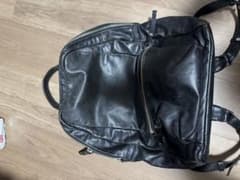 ブラックレザーリュックのサムネイル