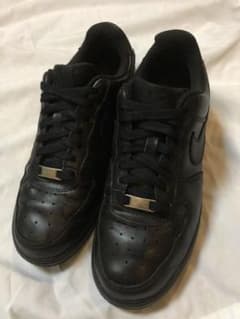 大幅値下げいたしました！NIKE AIR FORCE 1のサムネイル