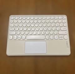 ワイヤレスキーボードのサムネイル