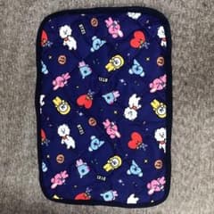 BT21 Pillowcase, Quilted, Navy