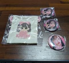 FRUITS ZIPPER松本かれん 缶バッジ３個セットと巾着のサムネイル