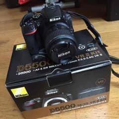 Nikon D-5500 18-55レンズ付きのサムネイル