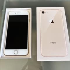 iPhone 8】ピンク 純正のイヤフォン付き - メルカリ