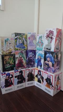 アニメキャラクターフィギュアセット 15体のサムネイル