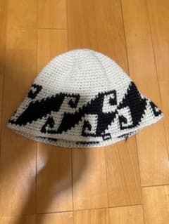 stussyハットのサムネイル
