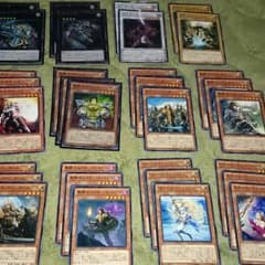 遊戯王 聖騎士パーツのサムネイル