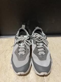 《美品》PUMA スニーカー　グレーのサムネイル