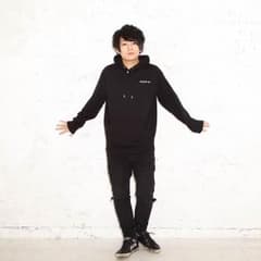REBERTASベーシックパーカーBLACKのサムネイル