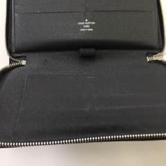 LOUIS VUITTON(ルイヴィトン)長財布のサムネイル