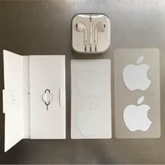 iPhone apple 純正 イヤホン 新品未使用のサムネイル