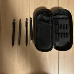 泣*空様 ペンケース ペンホルダー付き ブラック、シャープペン4本セットのサムネイル