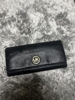 【特別価格】Michael Kors 長財布のサムネイル