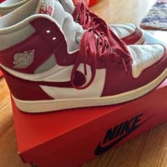 NIKE W AIR JORDUN 1 RETRO HI OGのサムネイル