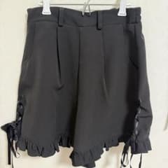NOEMIE レースアップフリルショートパンツ ブラックのサムネイル