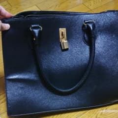 ♡硝華♡様専用リップサービス ハンドバッグ　スタッズ財布のサムネイル