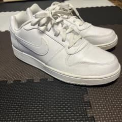 NIKE スニーカー ホワイト AQ1775-100のサムネイル