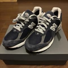 ニューバランス　M2002R XK GORE-TEX  26.5cm 新品未使用のサムネイル