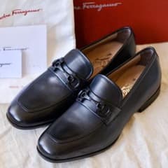 新品Salvatore FerragamoガンチーニローファーRENO黒55EE - メルカリ