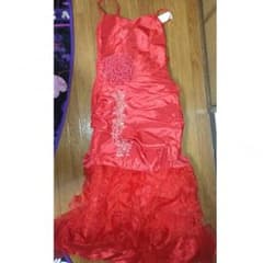 新品！ロングドレスのサムネイル
