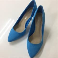 新品 スウェードパンプスのサムネイル
