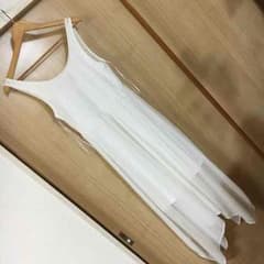 ！値下げ！H&M 白 ノースリーブ ワンピース Lサイズのサムネイル