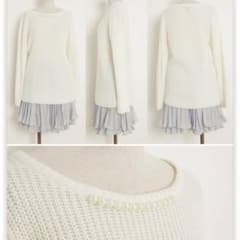 tocco パール付き綿混ニットチュニック＆プリーツスカートセットのサムネイル