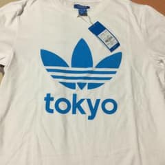 新品タグ付き adidas originals Tシャツのサムネイル