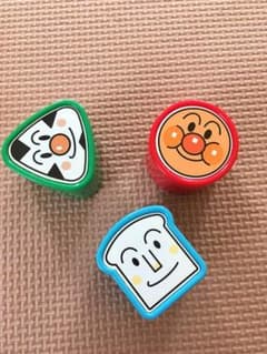 アンパンマンおおきなよくばりボックスの型はめの型のサムネイル