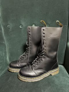 Dr.Martens 14ホール ブーツ Blackのサムネイル
