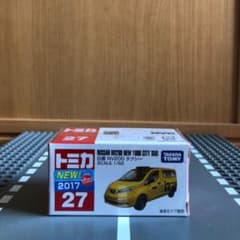 トミカ No.27 日産 NV200タクシーのサムネイル
