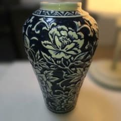 有田焼 康月 陶器 花瓶 牡丹文様 藍色 壺 フラワーベース - メルカリ