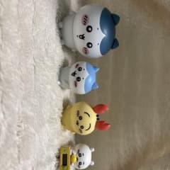 ちいかわ　ハチワレ　うさぎ　ガチャ景品のサムネイル