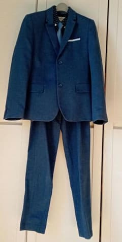 【y-chan様どうぞ】H＆Мダークブルースーツとドット柄シャツセットのサムネイル