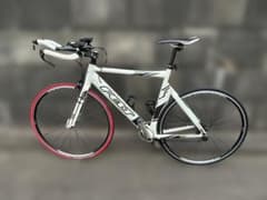 FELT S32 完成車 2013年モデル TTバイク フレームサイズ56 FELT S32 完成車 2013年モデル TTバイク フレームサイズ56 - メルカリ