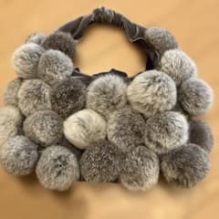 ファー ポンポンデザイン ハンドバッグのサムネイル